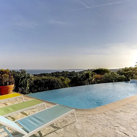 Villa ***** Le Bougnon 4ch Piscine Vue Mer *