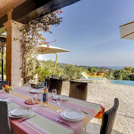 ***** Le Bougnon 4ch Piscine Vue Mer * La Garonnette-Plage